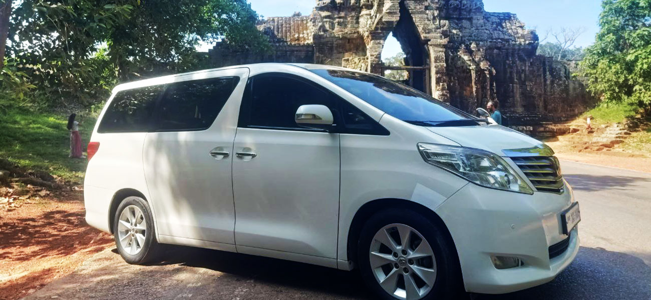 Explore Angkor with us! Cambodia