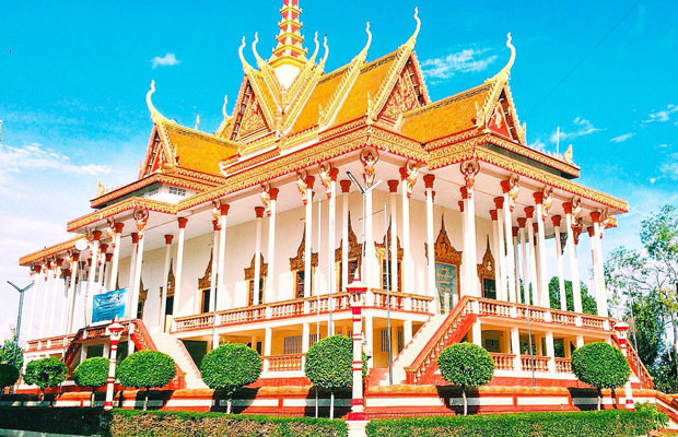 Wat Sar Sor 100 monestry 