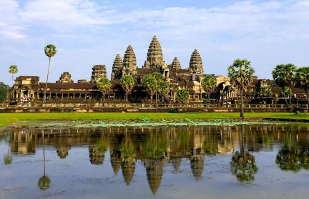 Angkor Wat & Small Circuit Tour